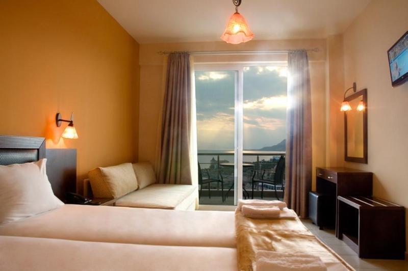 9 Queens Spa Hotel Loutra Edipsou  ภายนอก รูปภาพ
