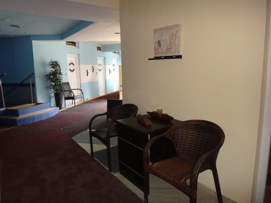 9 Queens Spa Hotel Loutra Edipsou  ภายนอก รูปภาพ