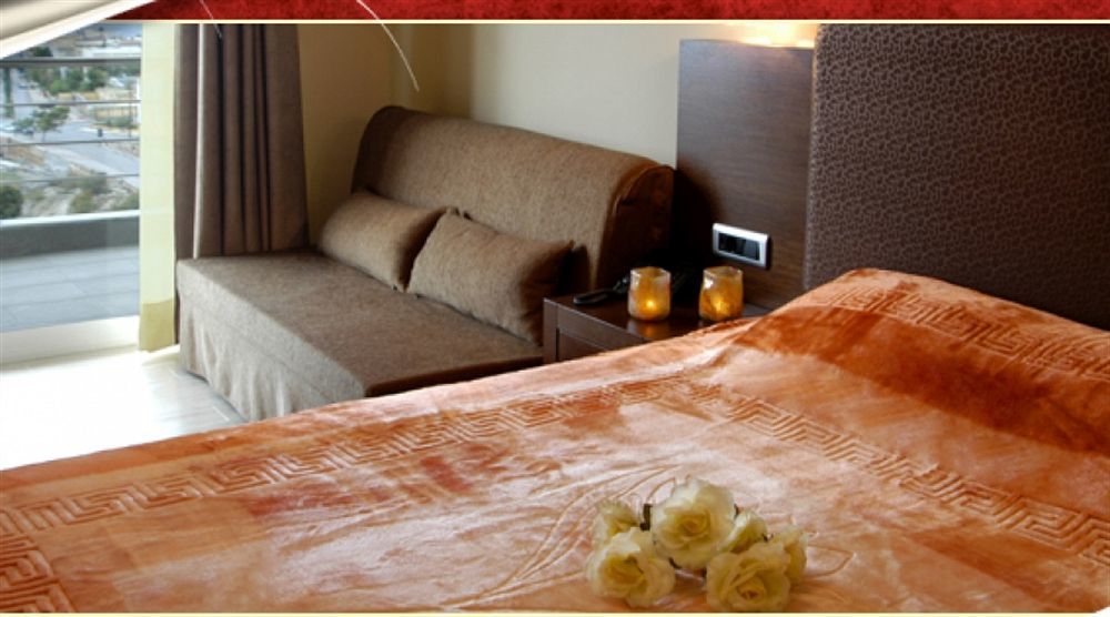 9 Queens Spa Hotel Loutra Edipsou  ภายนอก รูปภาพ