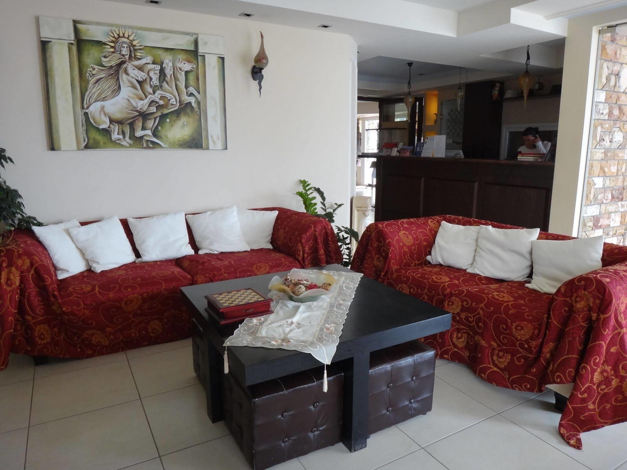 9 Queens Spa Hotel Loutra Edipsou  ภายนอก รูปภาพ